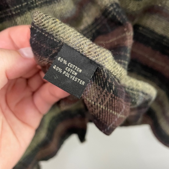 Mens Flannel Long Sleeve Button Down - Picture 4 of 4